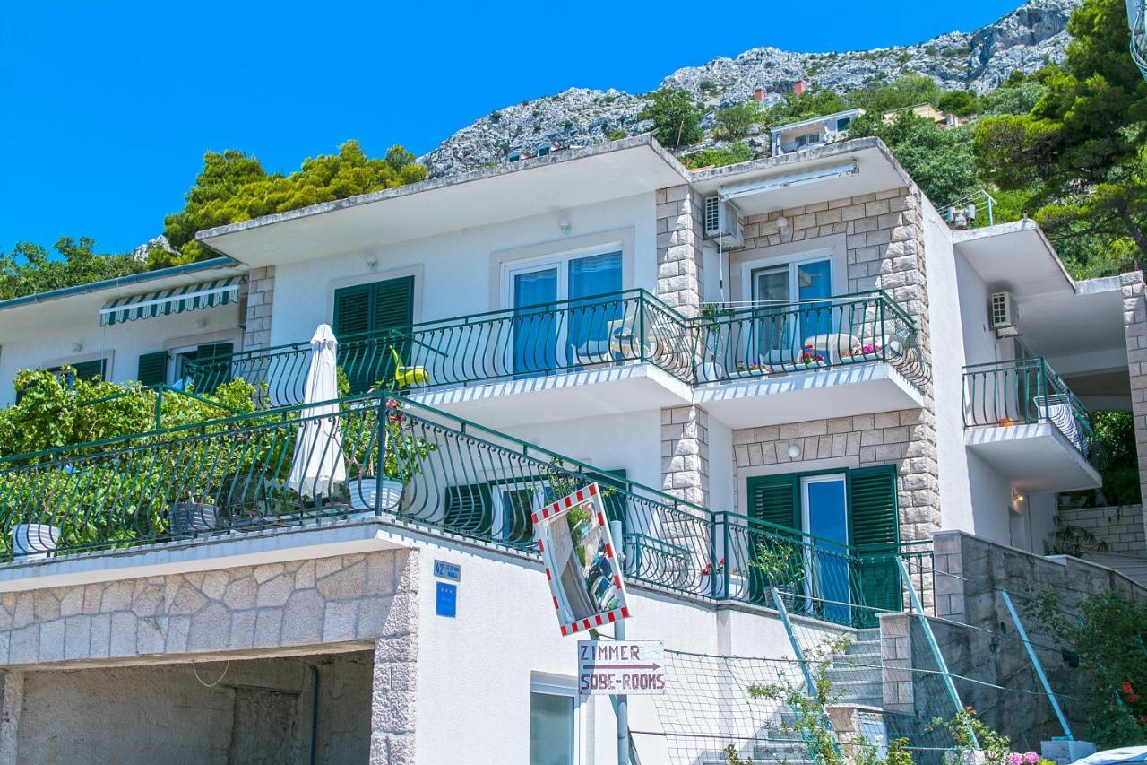 Apartments With A Parking Space Brela, Makarska - 16603 ภายนอก รูปภาพ