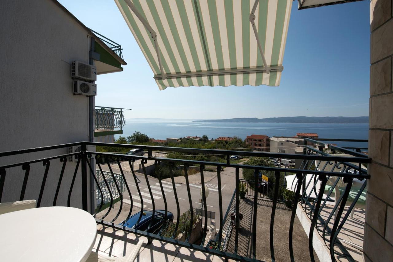 Apartments With A Parking Space Brela, Makarska - 16603 ภายนอก รูปภาพ