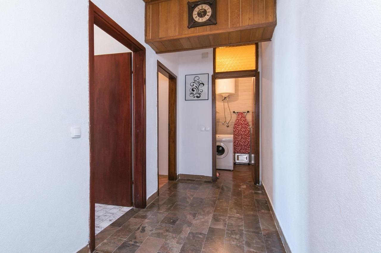 Apartments With A Parking Space Brela, Makarska - 16603 ภายนอก รูปภาพ